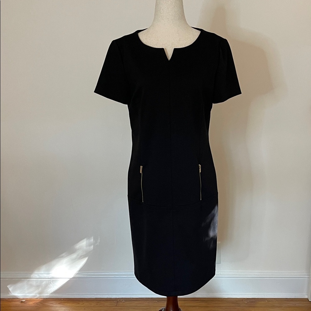 Tahari by Arthur S. Levine Black Sheath Dress | Size 6 | Classic Career EUC